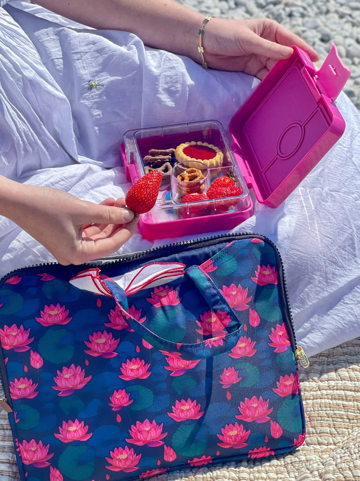 Yumbox Poche - Insulated Lunch Bag with Handles - Lotus Flowers